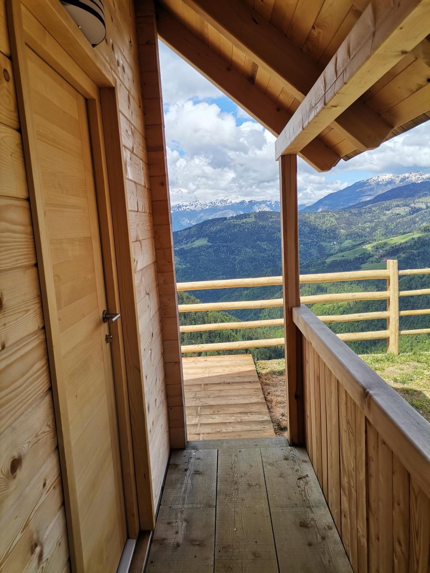 Farmstay&glamping Visocnik * Ljubno